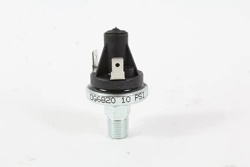 OEM Generac 0G6820 Oil Pressure Switch 10 PSI 1/4-18 NC For GP15000E GP17500E