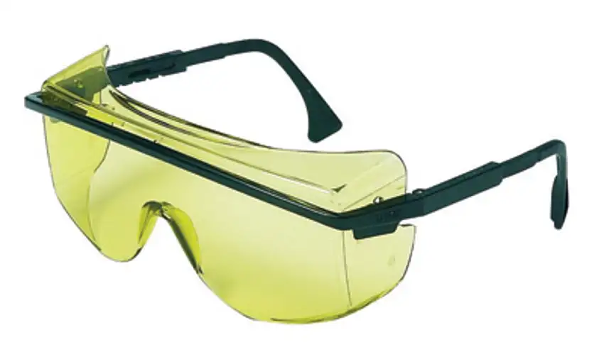 PIP Uvex Astrospec OTG  3001 Black Safety Glasses With Green IR Filter/Anti-Fog/Anti-Scratch/Hard Coat Lens
