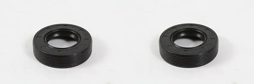 2 Pack Genuine Husqvarna 590100301 Output Shaft Seal For 587086401 RS800 GTH1821