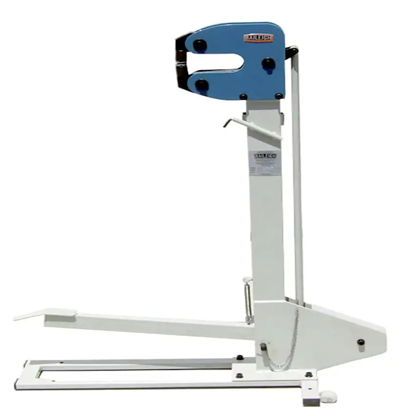 Baileigh Industrial 6 in. 16-Gauge Metal Shrinker Stretcher - BA9-1005710