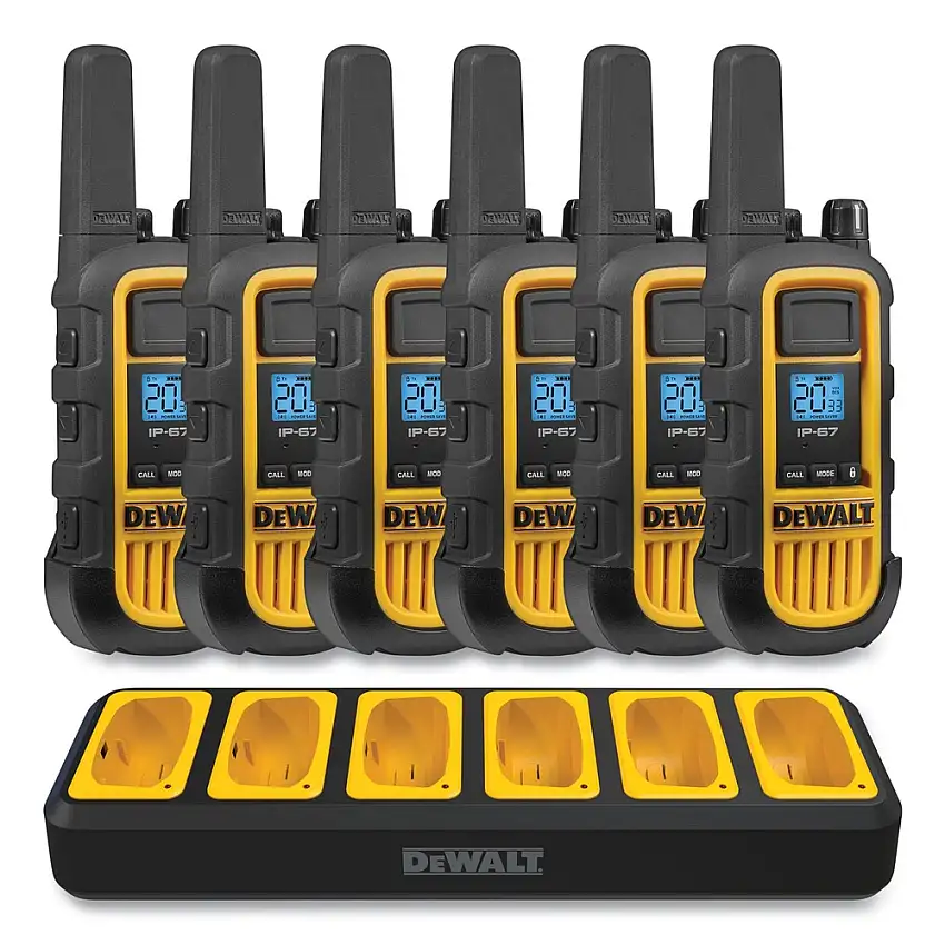 Dewalt 2W 22-Channel Two-Way Radios - DXFRS800-BCH6B